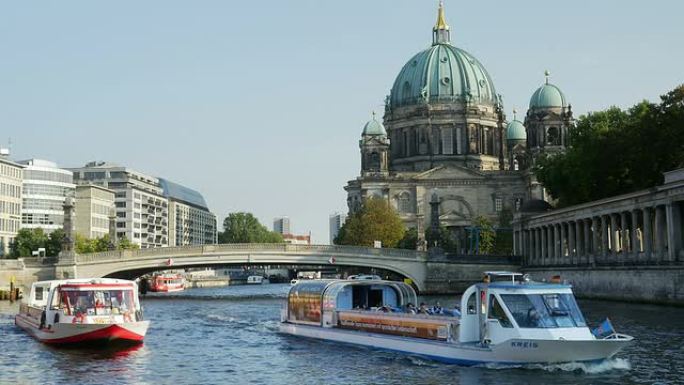 柏林大教堂的游船旅游（4K/UHD到HD）