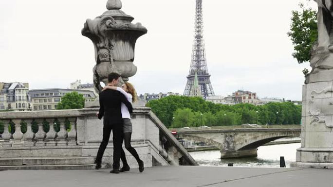 在巴黎街头跳舞巴黎街头跳舞法国浪漫