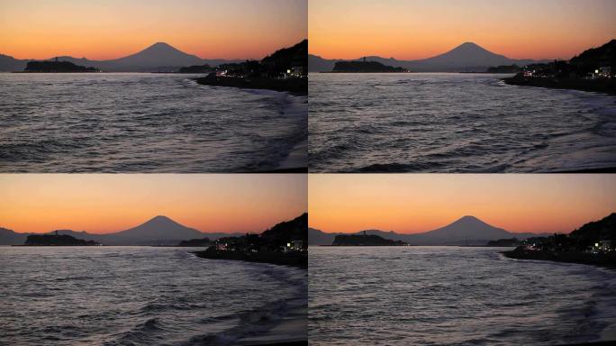 日本海上和富士山的日落景象。