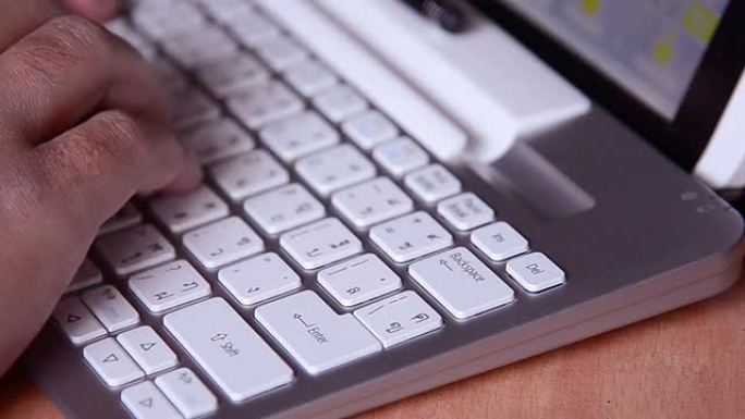 数字平板电脑工作鼠标办公敲键盘打字笔记本
