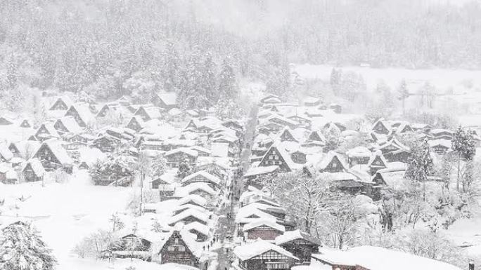 高清：延时俯视世界遗产白川村降雪，日本岐阜