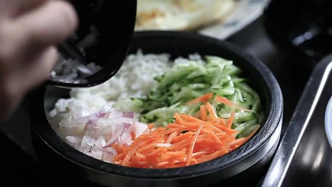 热石锅米饭，韩国流行食品