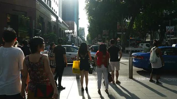 新加坡乌节路的人满为患