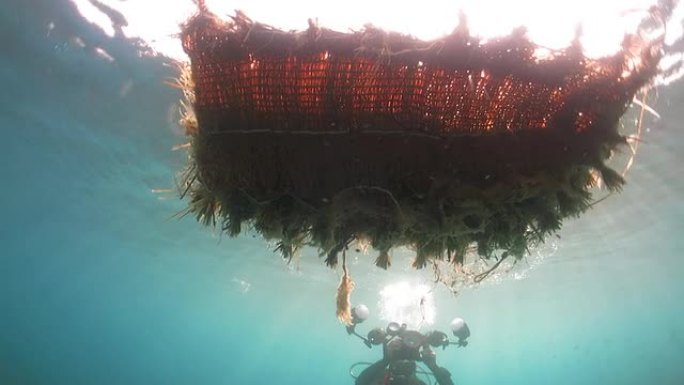 漂浮在水面的海洋废物