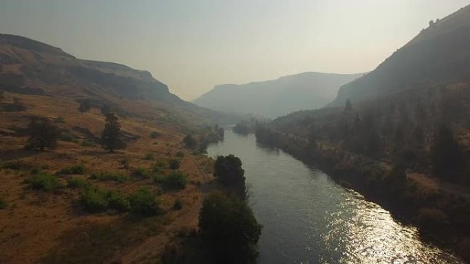 空中俄勒冈德舒特河