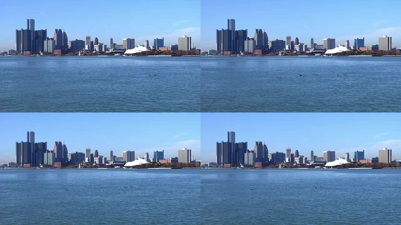 底特律河岸沿岸的底特律天际线