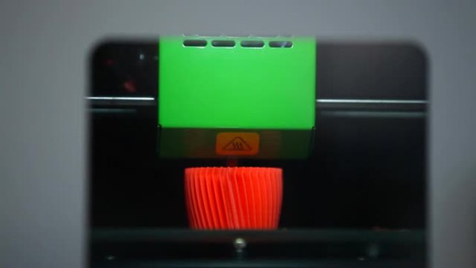 三维3D打印机在运行