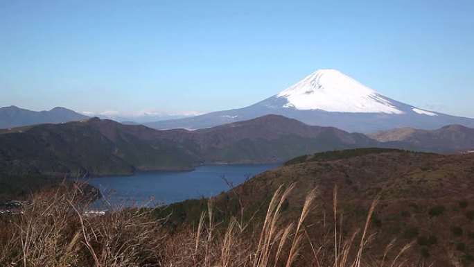 富士山和阿势湖雪山寒冷富士山