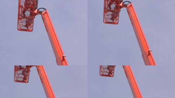 橙色吊杆延伸穿过框架
