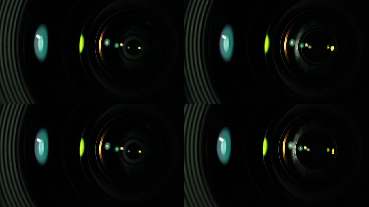镜头在对焦和变焦时移动的前视图。