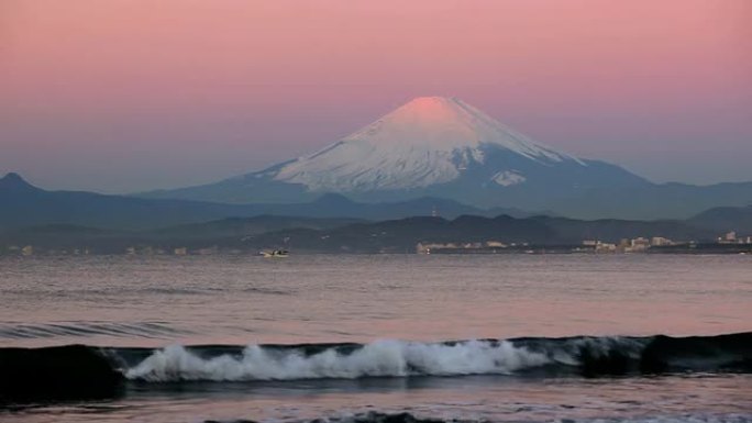 晨浪和富士山富士山雪山火山