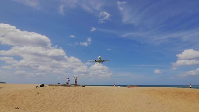 飞机降落在海上