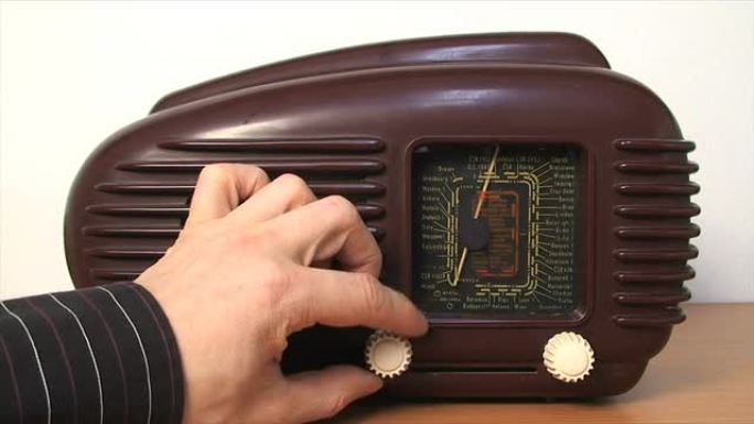 老式收音机调谐老式收音机调谐调频
