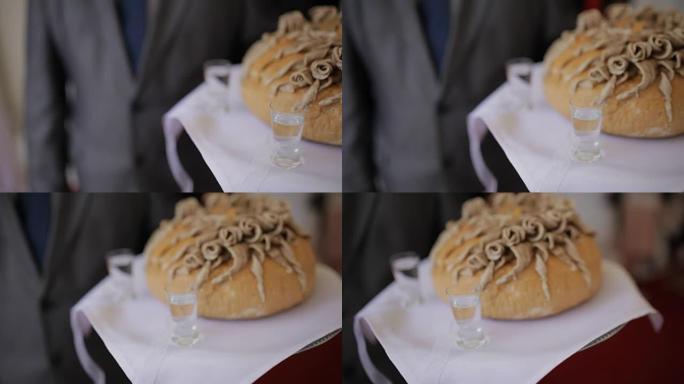 美味的婚礼面包被称为面包，焦点的动态变化
