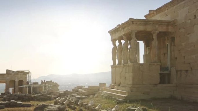 雅典的帕台农神庙：卫城的卡里亚提德