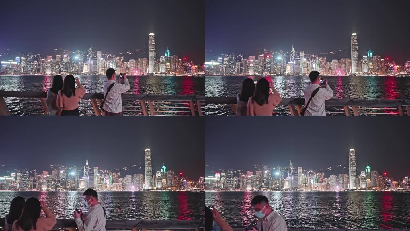 4K正版-香港维多利亚港夜景拍照的人02