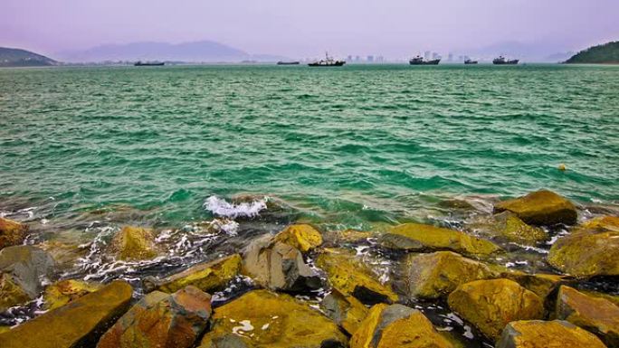 大海和船大海和船海边海浪