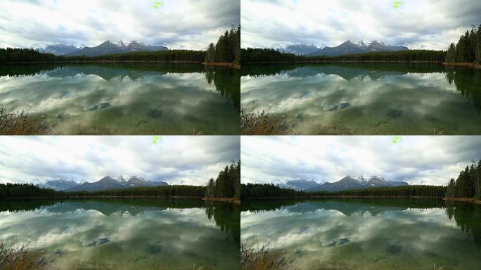 令人惊叹的山湖风景