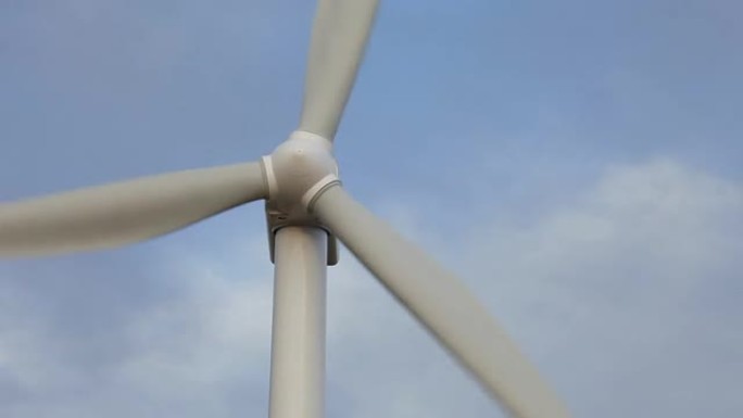 高清视频科罗拉多风力涡轮机旋转特写