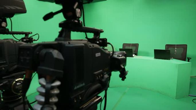 广播工作室绿屏摄影棚抠像摄影公司传媒公司