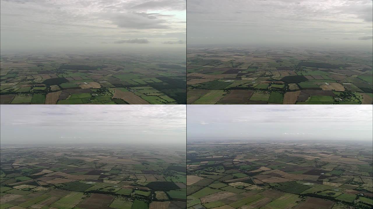 林肯郡沃尔德上空的田野图案-鸟瞰图-英格兰，林肯郡，西林赛区，英国