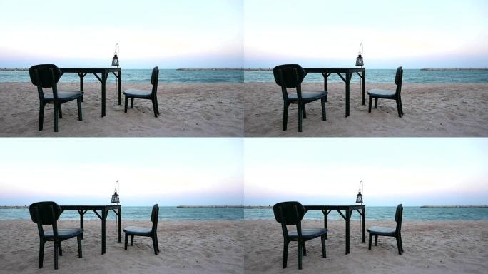 海滩上的餐桌
