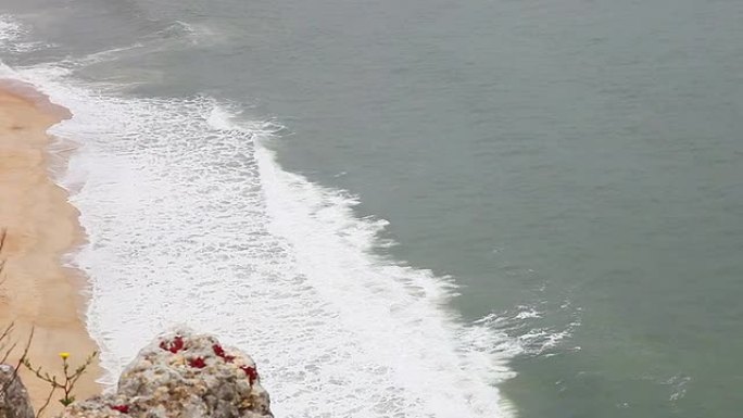 葡萄牙拿撒勒海滩全景