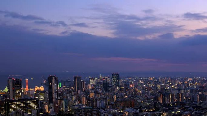 黄昏时分的神户城市景观
