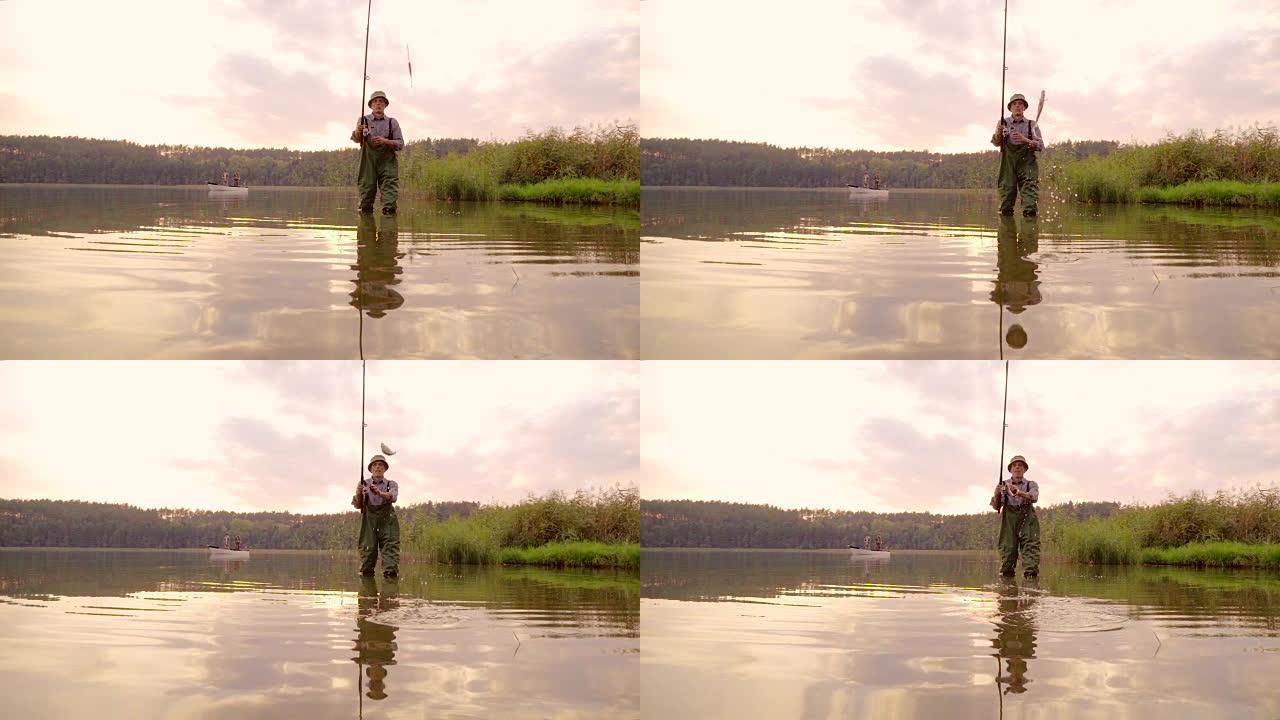 慢莫: 日落时的渔夫