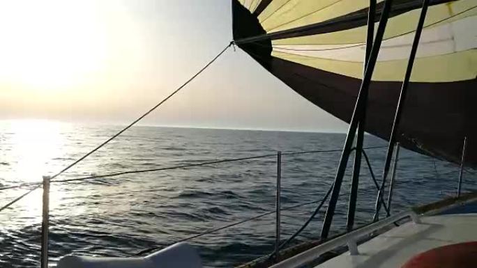 帆船比赛日落
