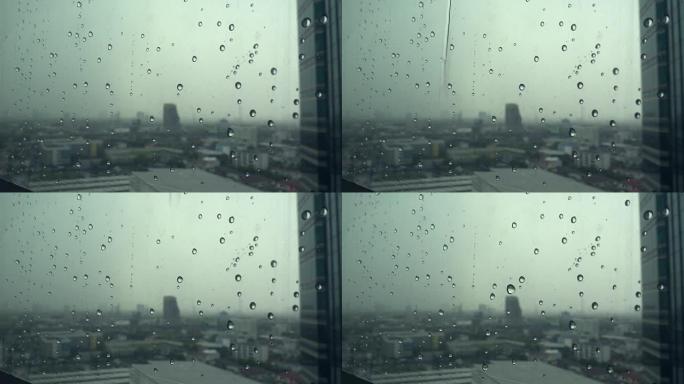 窗户上的雨滴窗户雨点掉落