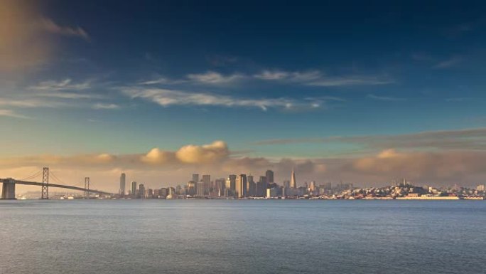 横跨旧金山湾的早晨船交通-时间流逝