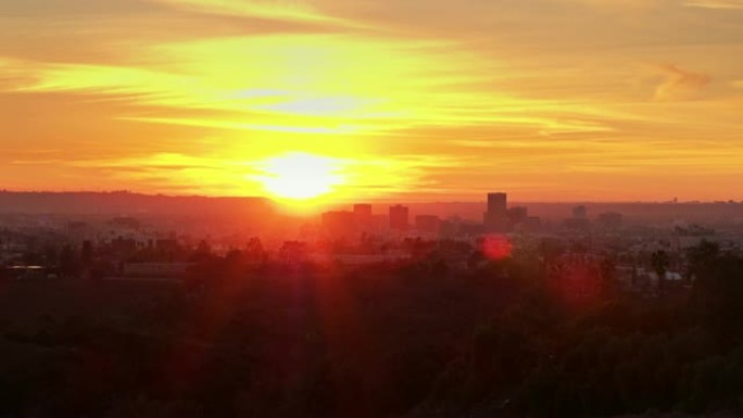韩国城，洛杉矶日落从天堂公园-鸟瞰