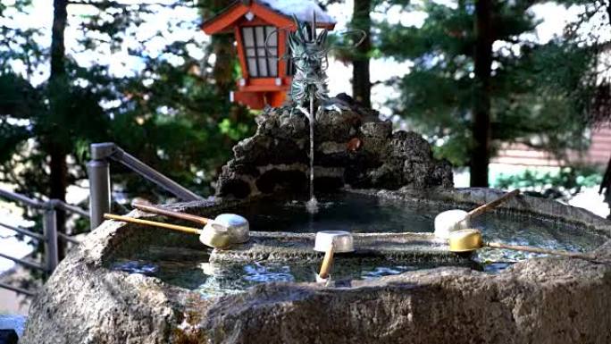 日本龙像喷水大和民族山泉水人文文化