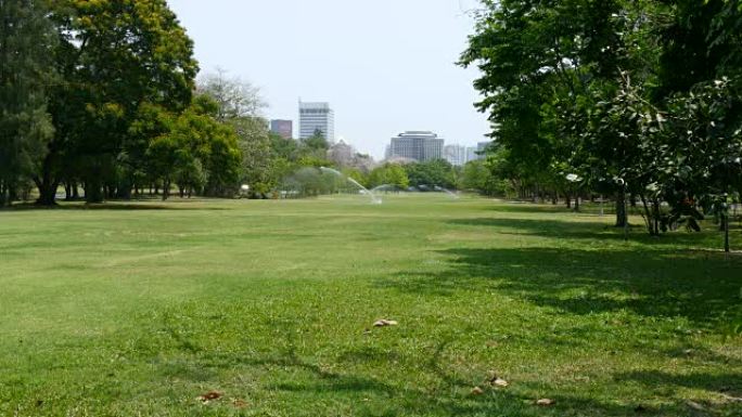 洒水器喷水生态景色城市风光