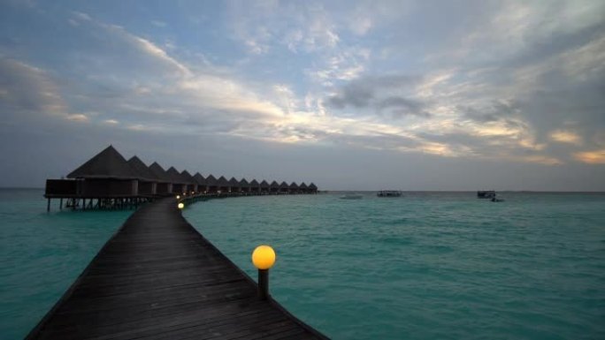 马尔代夫岛，有海滩和大海