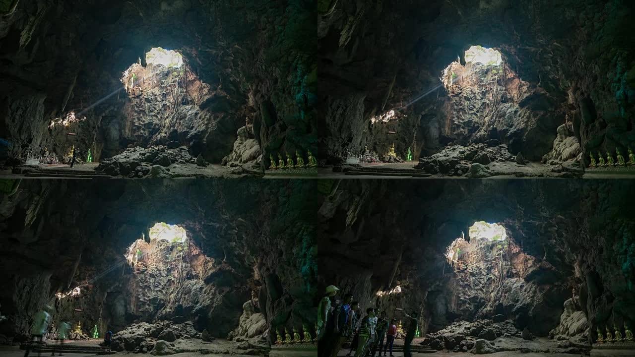 泰国Phetchaburi省的Khao Luang Cave