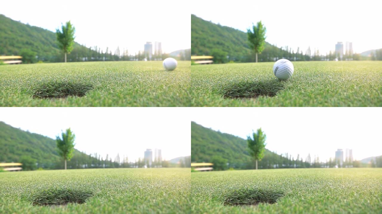 高尔夫球进洞高尔夫球进洞