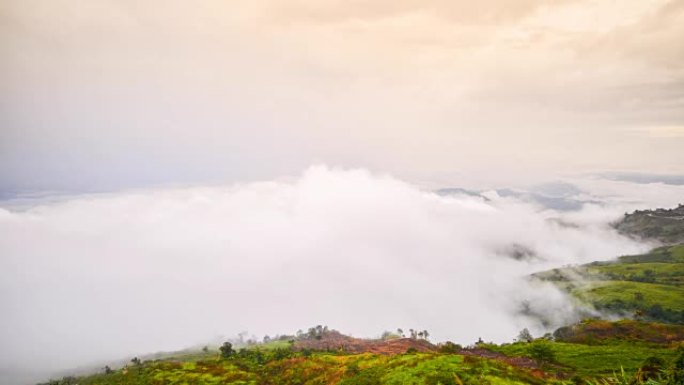 泰国Phu Thap Book的薄雾