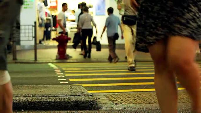 高清: 香港人过马路