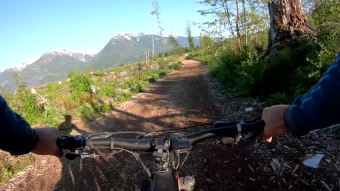 电动山地自行车手跟随路径的POV