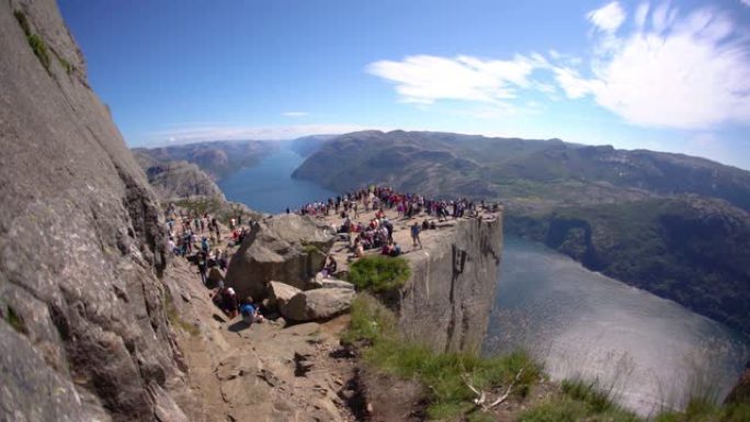 挪威-2019年6月15日: Preikestolen或Prekestolen，也以传教士的讲坛或讲