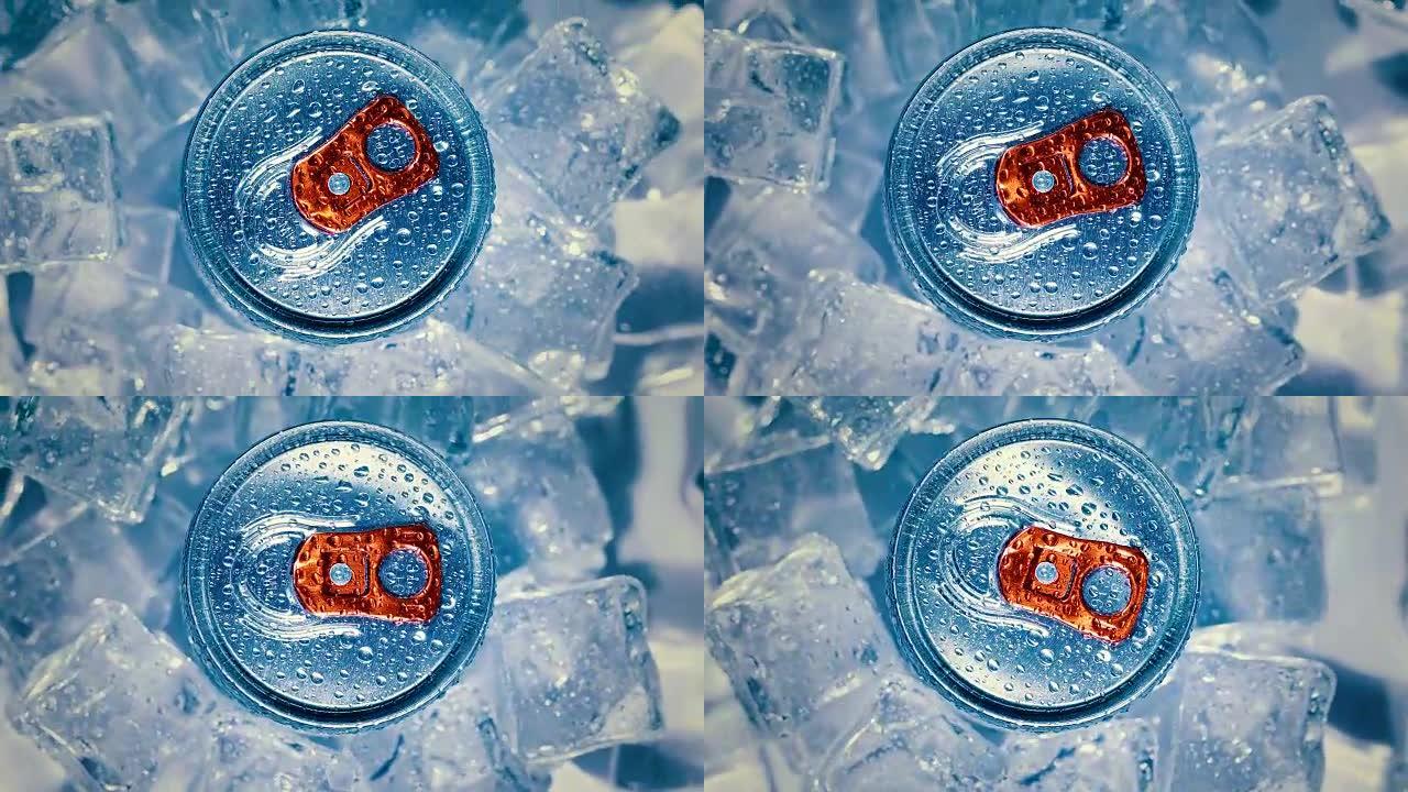 铝苏打锡罐盖软饮料在冰上绕一圈。