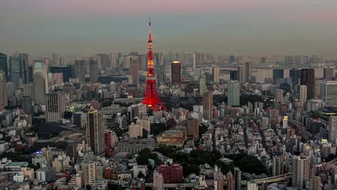 暮光之城六本木山的延时东京铁塔