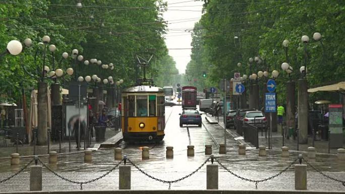 米兰有电车的街道