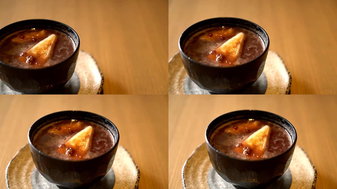 热红豆沙配年糕早餐食物视频素材