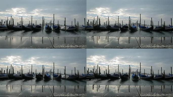 意大利威尼斯泻湖中的吊船