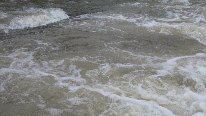 湍急河流   激流勇进  春季雨水