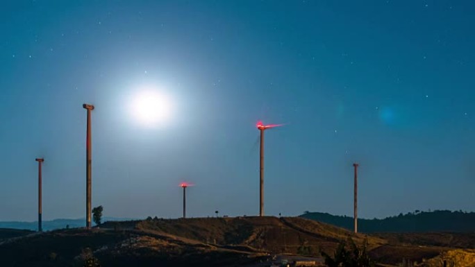 风力发电厂夜景的T/L视图