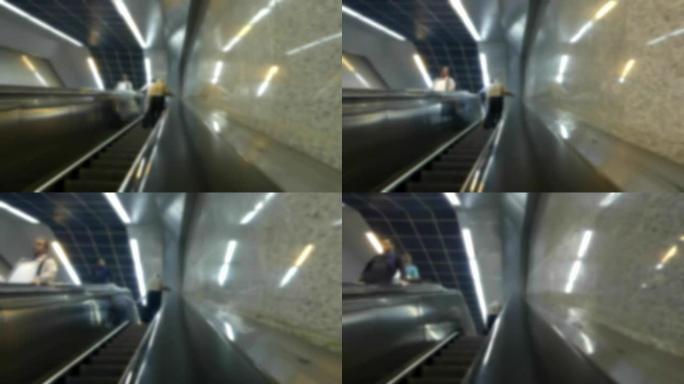 德黑兰地铁站的自动扶梯